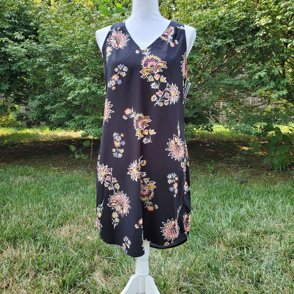 Old Navy NWT sleeveless hi/low dress S